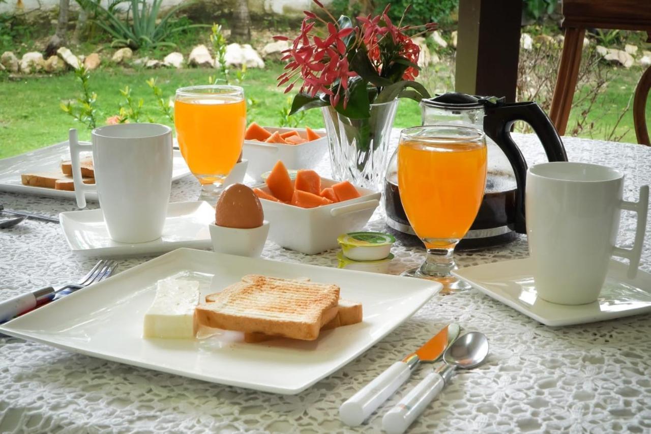 Hostal Del Mar - Tolu Ngoại thất bức ảnh