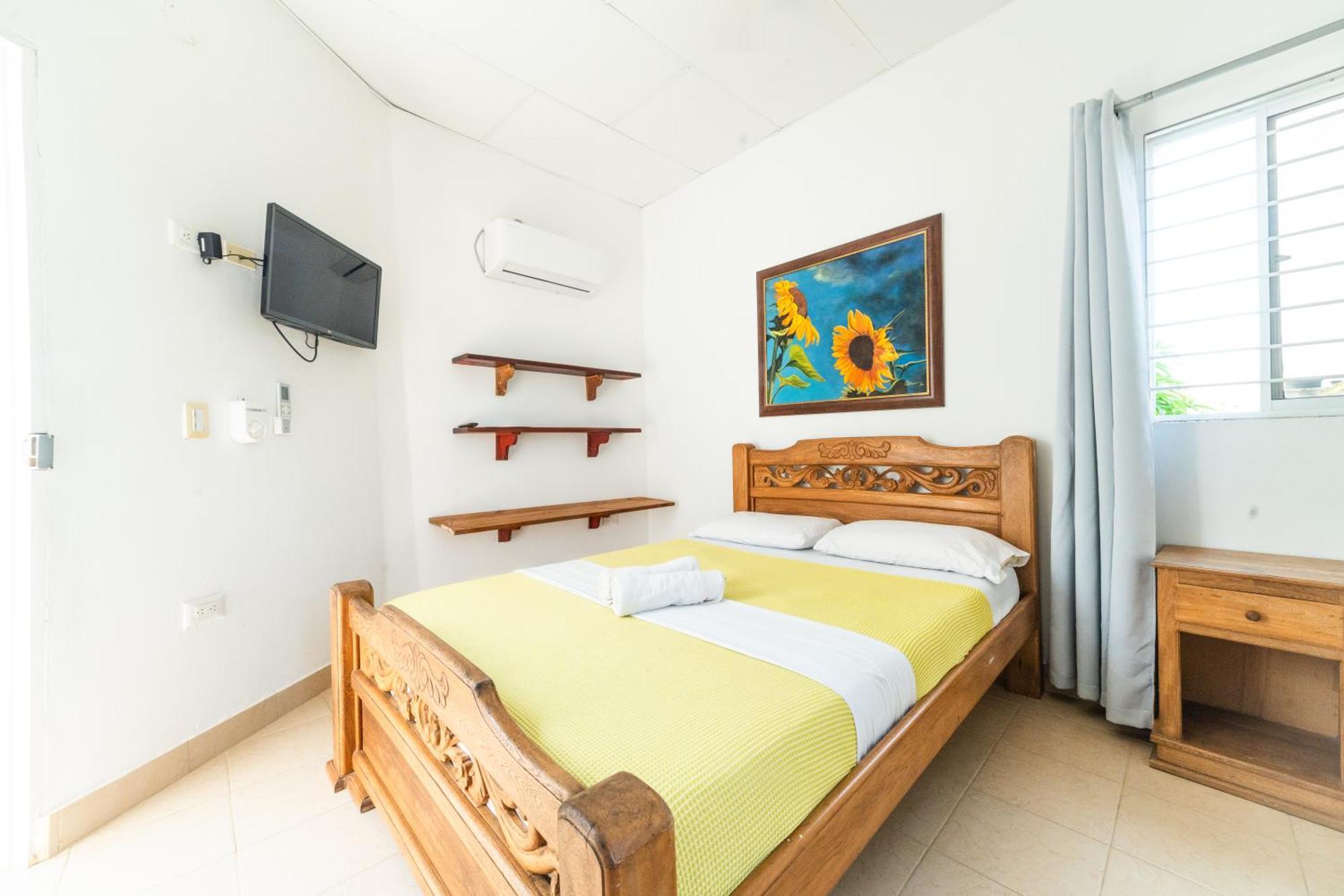 Hostal Del Mar - Tolu Ngoại thất bức ảnh
