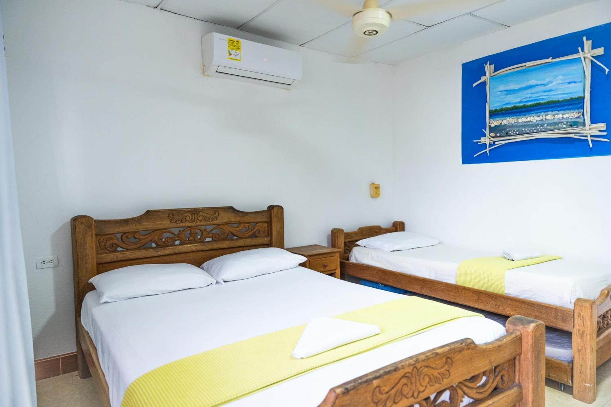 Hostal Del Mar - Tolu Ngoại thất bức ảnh
