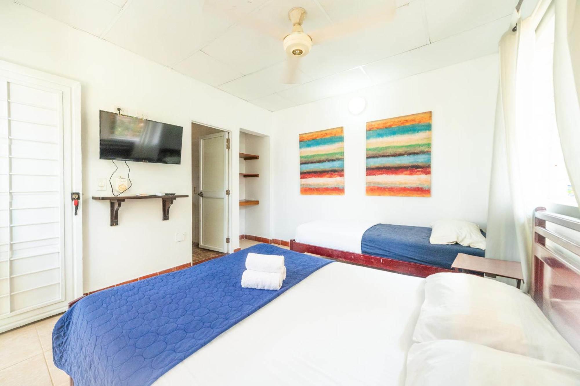 Hostal Del Mar - Tolu Ngoại thất bức ảnh