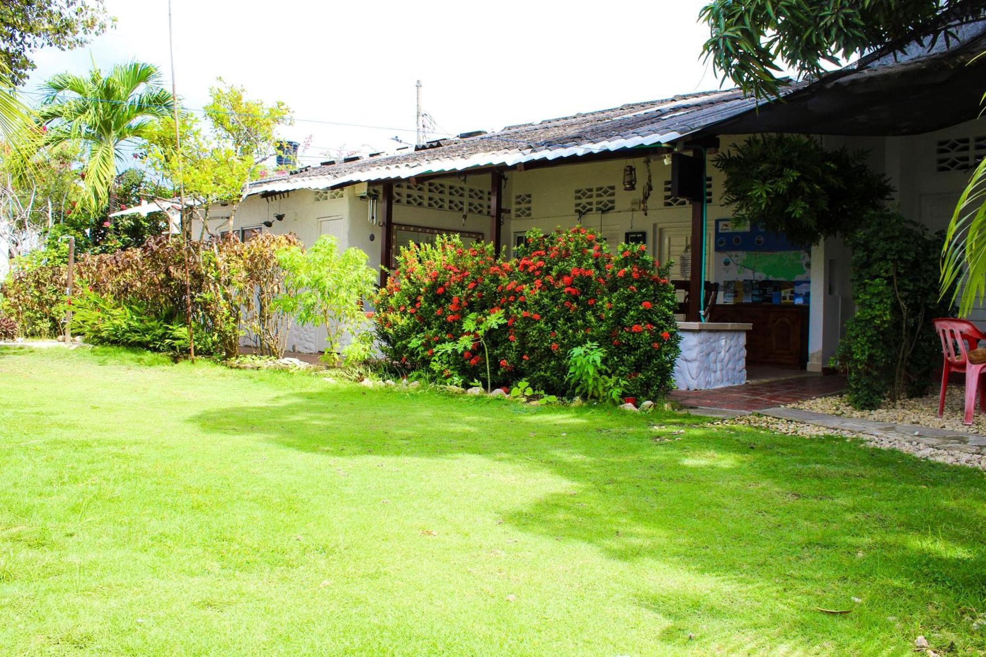 Hostal Del Mar - Tolu Ngoại thất bức ảnh